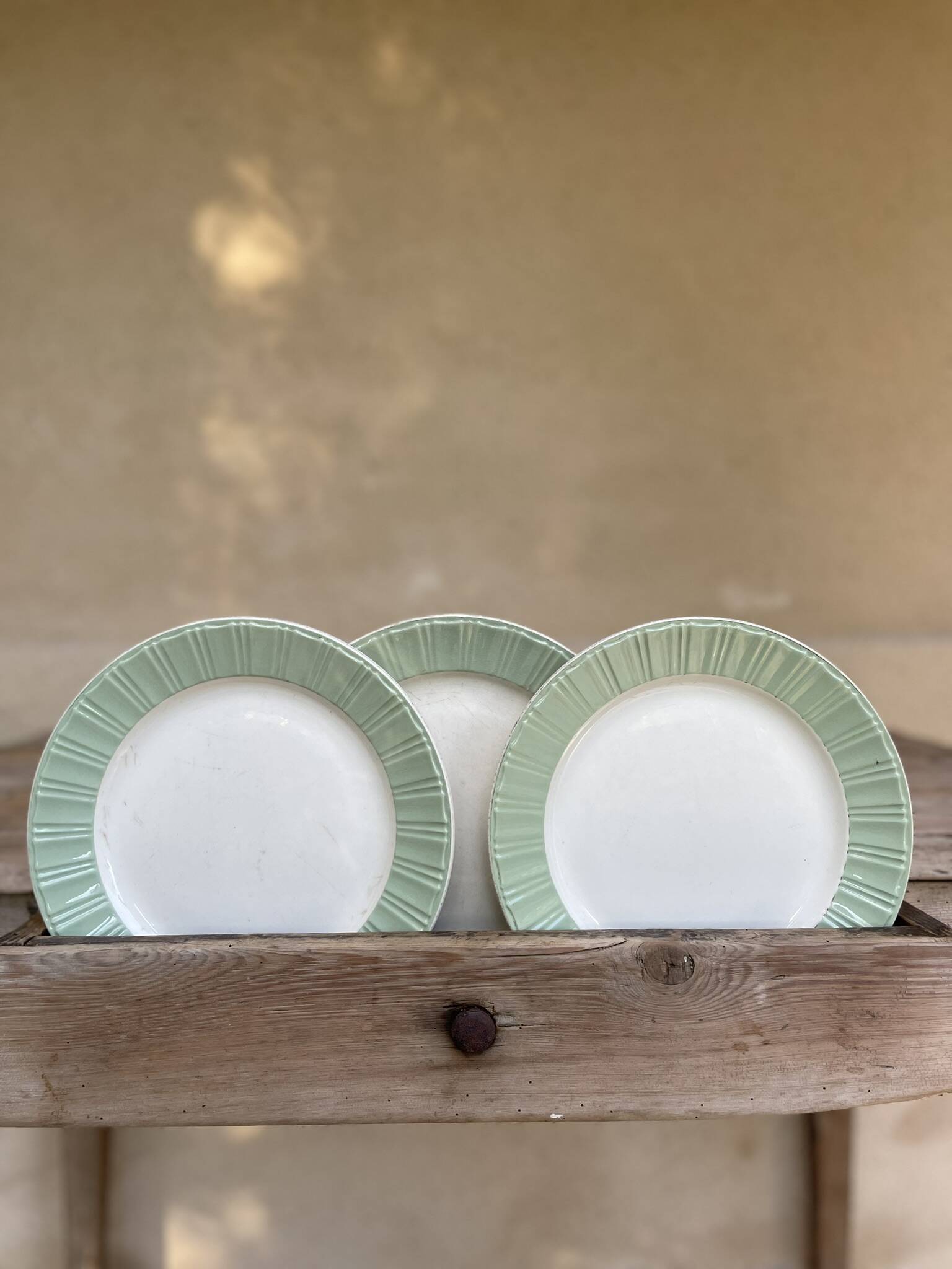 3 Villeroy and Boch flat plates