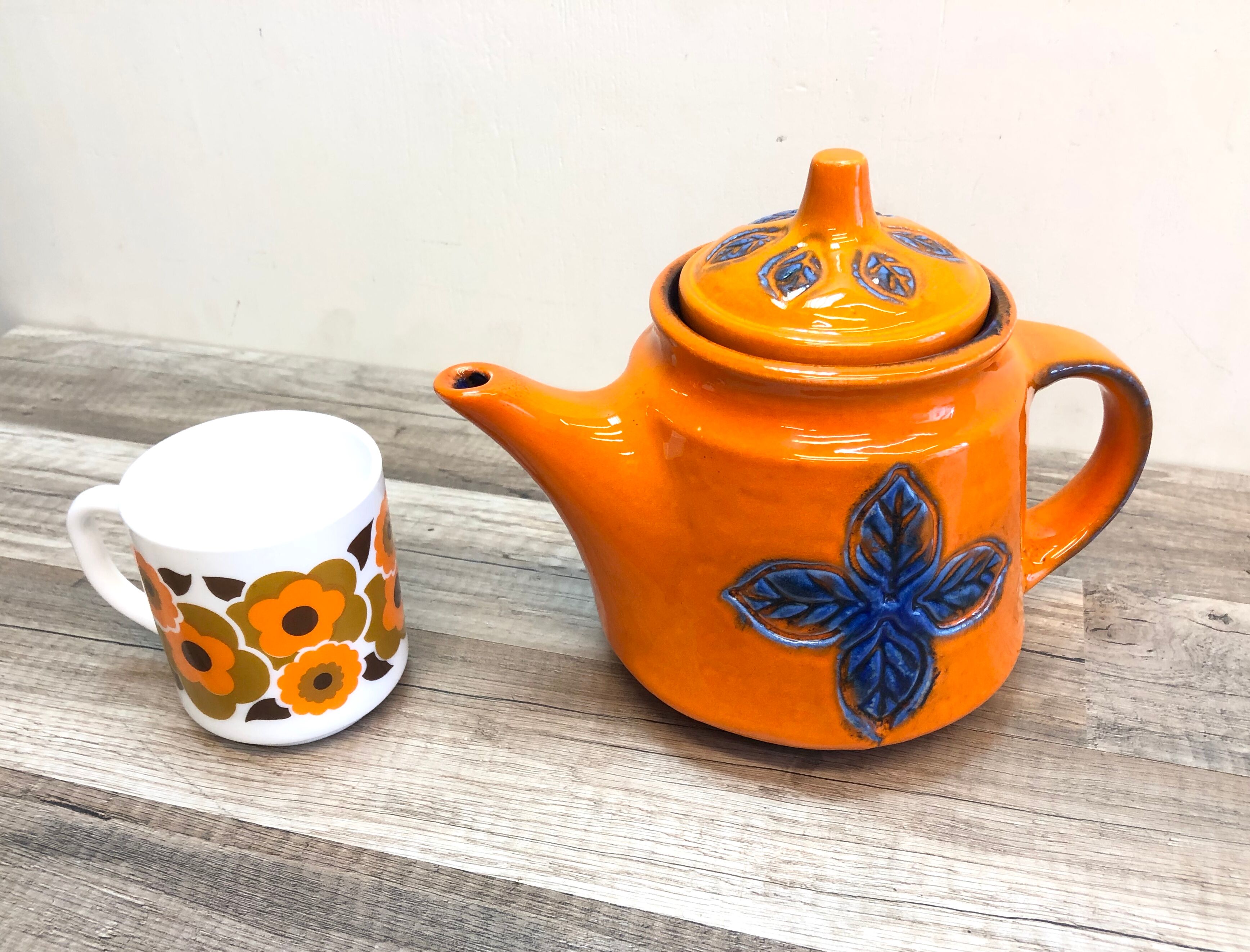 Carstens-Tunnieshoft west germany vintage 70 orange teapot