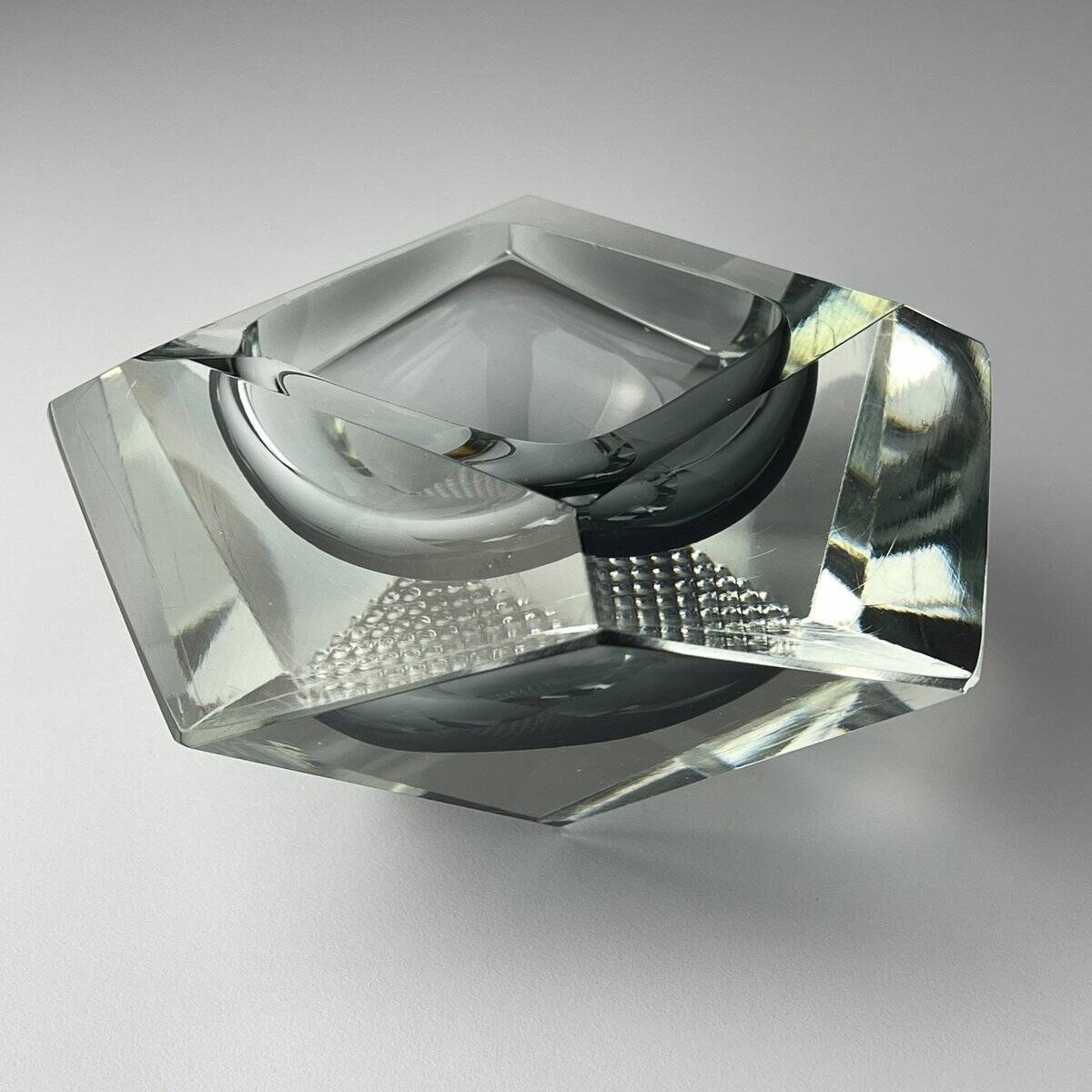 Murano glass ashtray Sommerso, Italy, 1970s