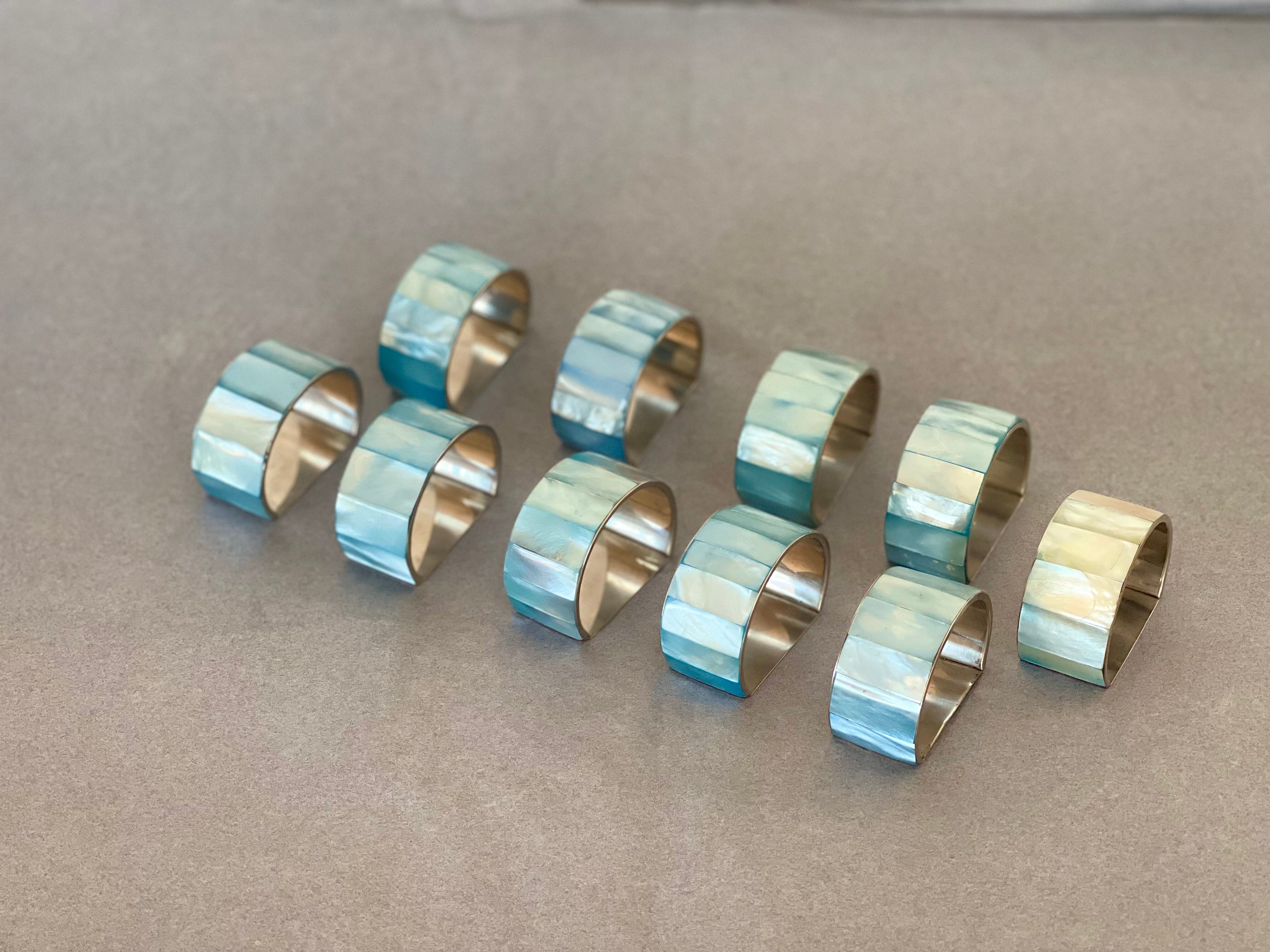 10 rounds of mother-of-pearl towels 1960