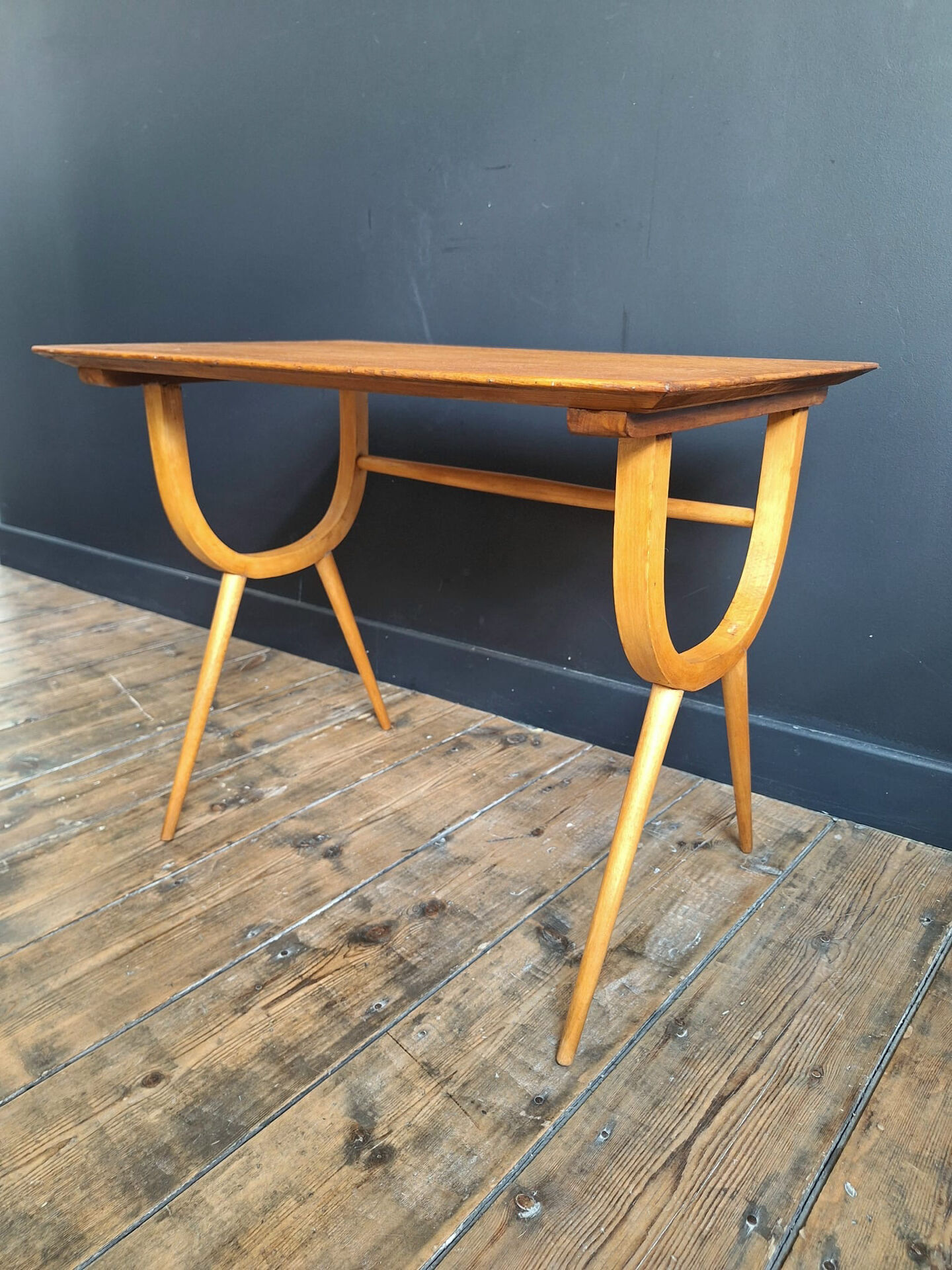 Vintage coffee table, side table, pedestal table.