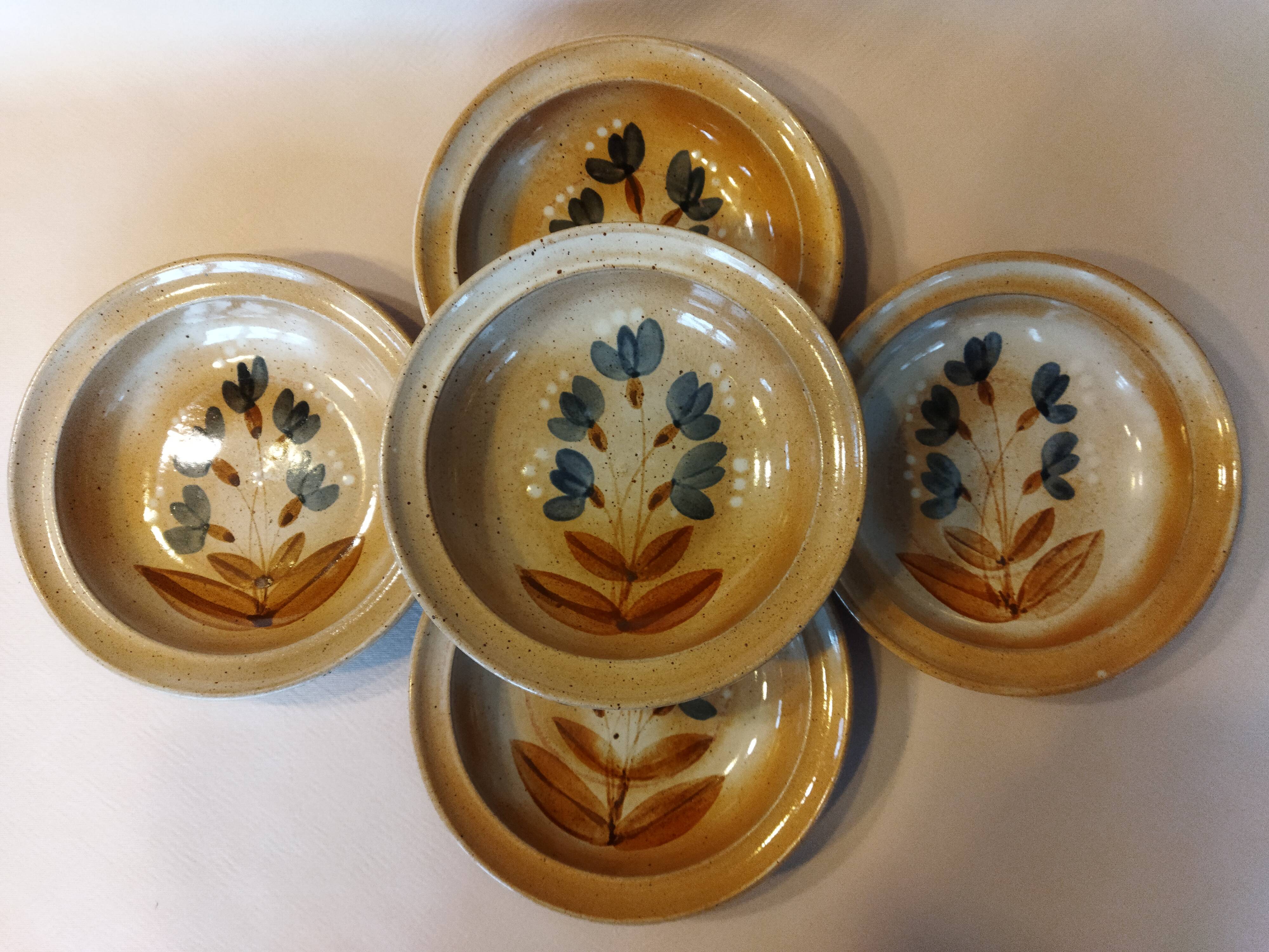 5 hollow plates Grès du Marais