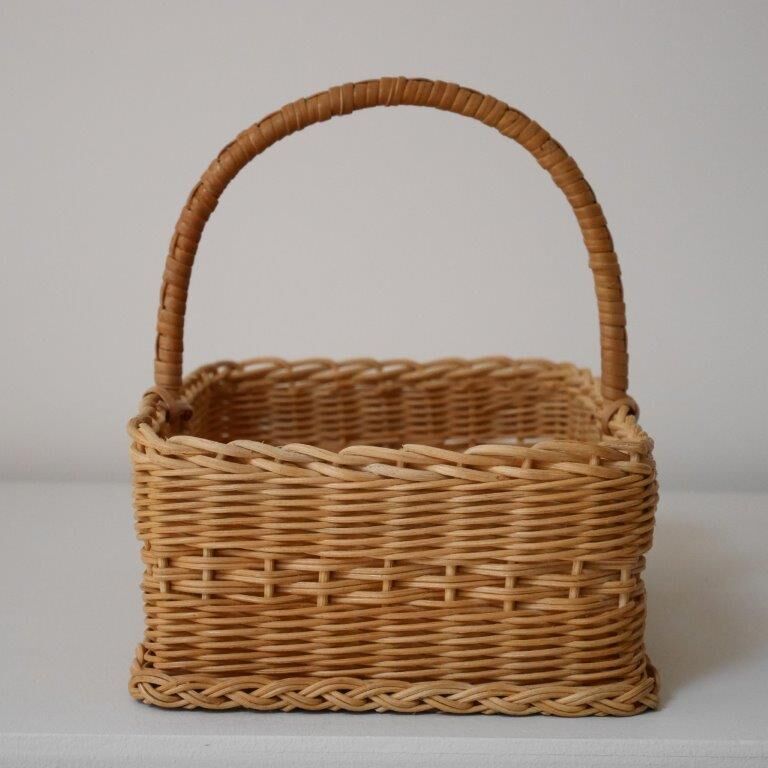 Wooden bottom basket