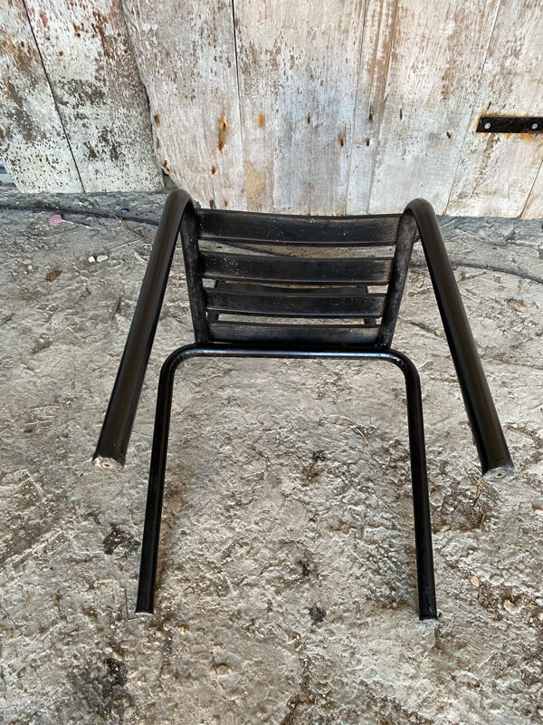 Chaise industrielle bistrot style tolix métal noir vintage
