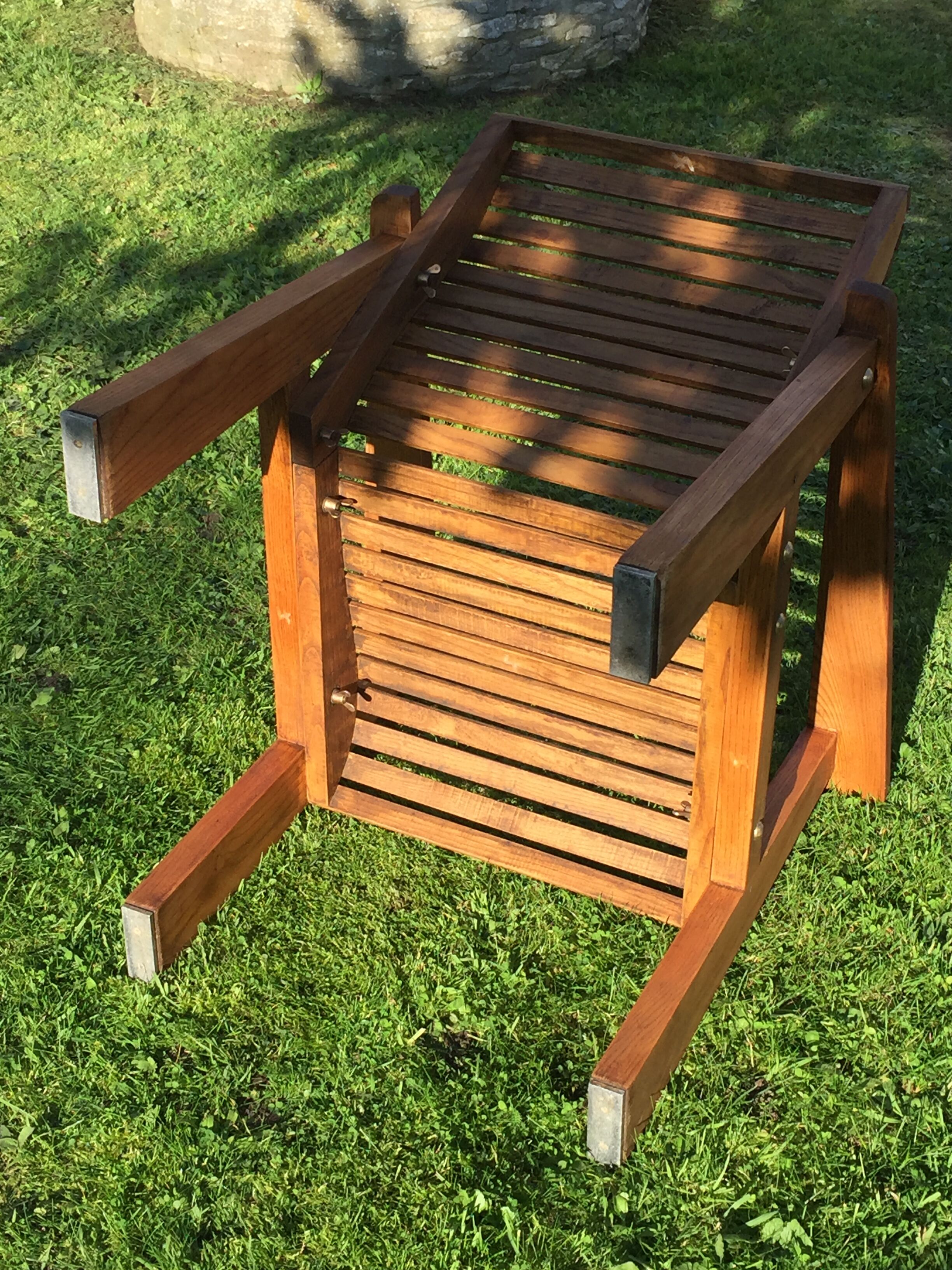 Post-war wooden removable chair