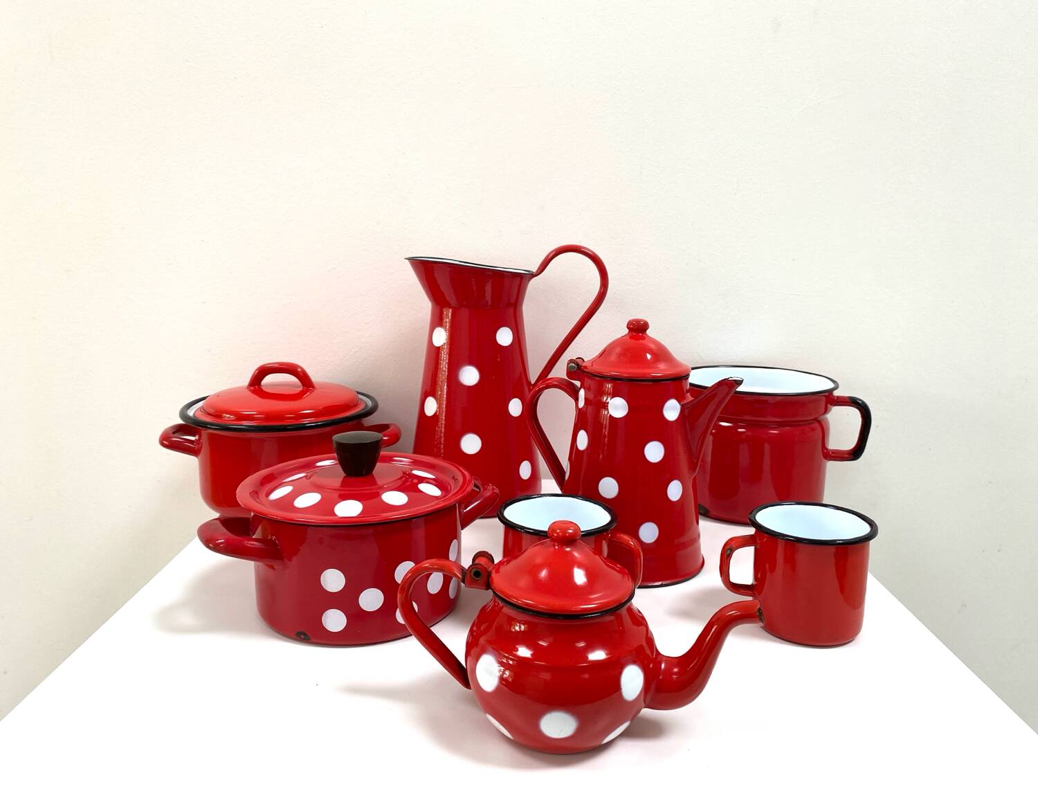 70s Polka Dot Enamel Coffee Pot - 1L