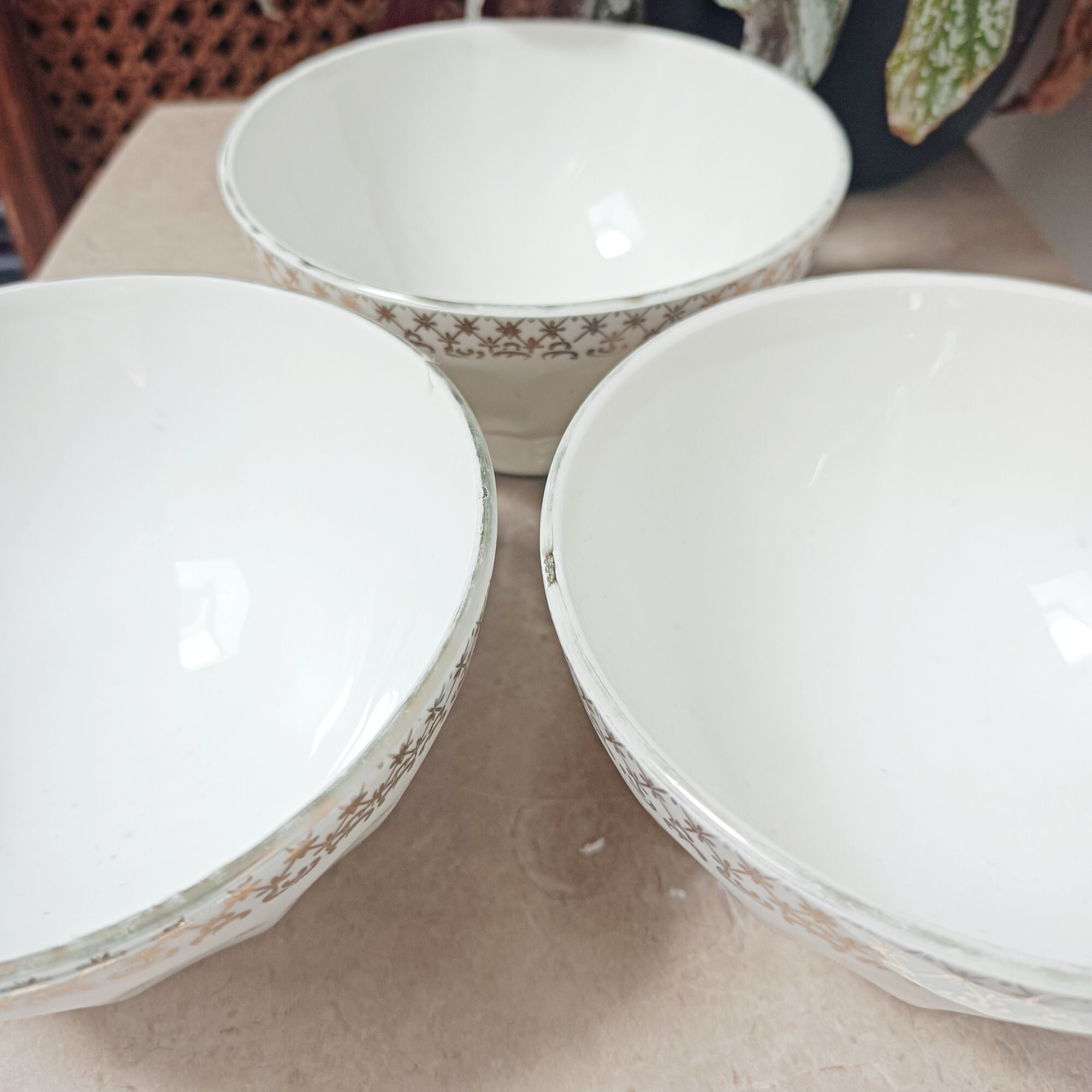 Lot de 3 bols à facettes en porcelaine blanche