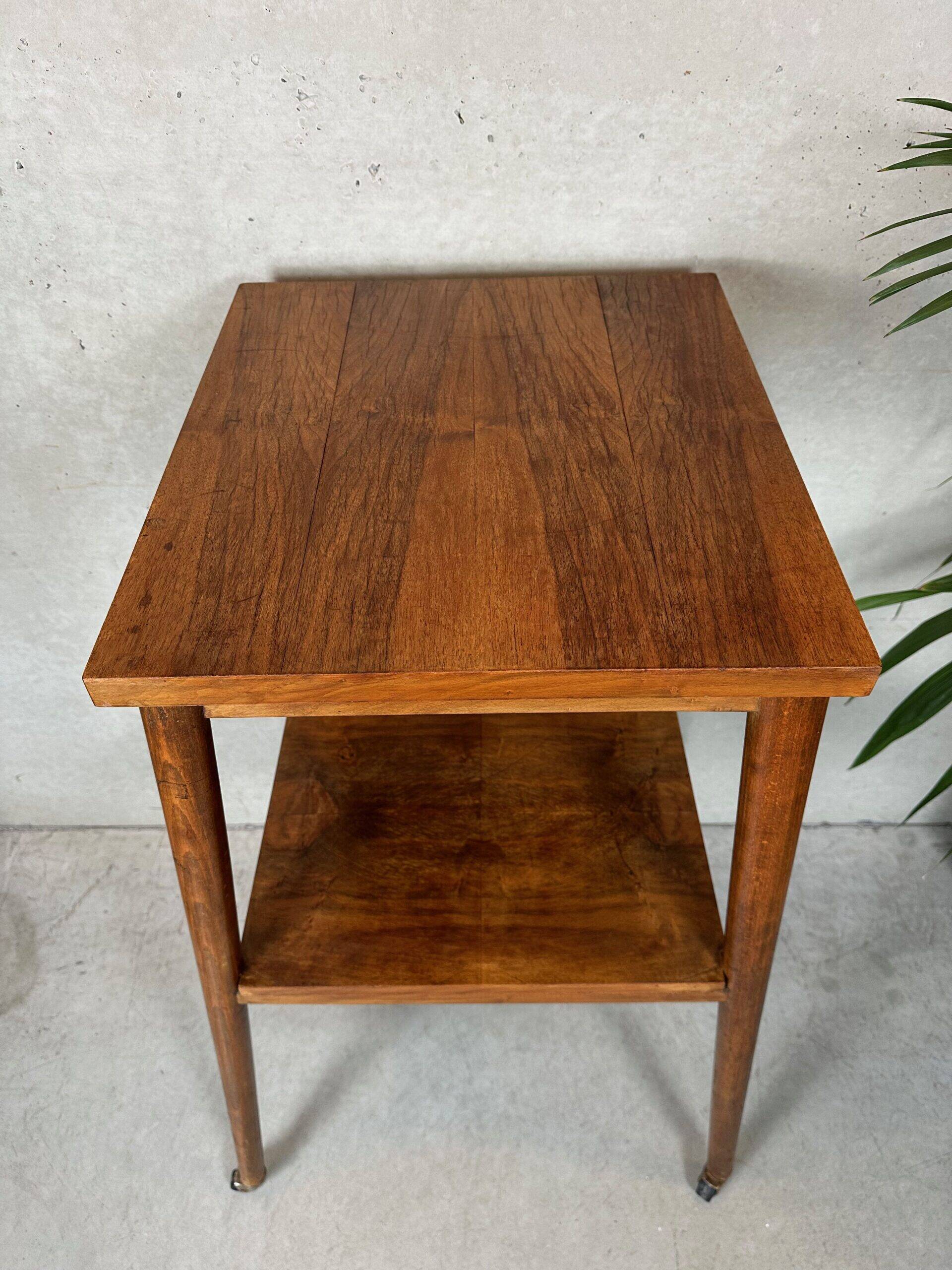 Vintage (tall) side table / plant table on wheels