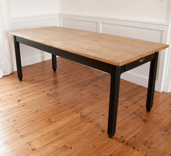 Breton table