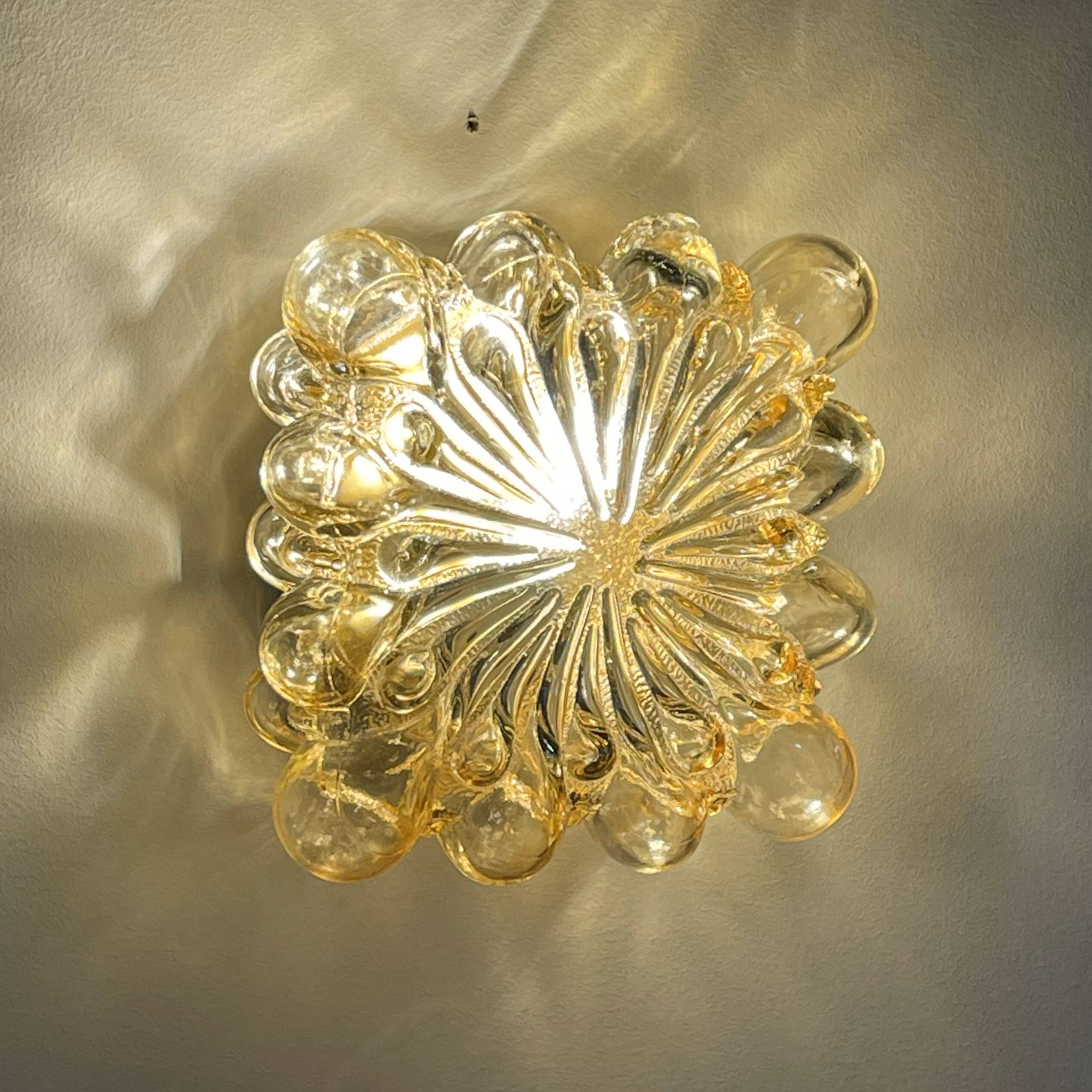 Lampe en verre bulle, Helena Tynell pour Glashutte Limburg