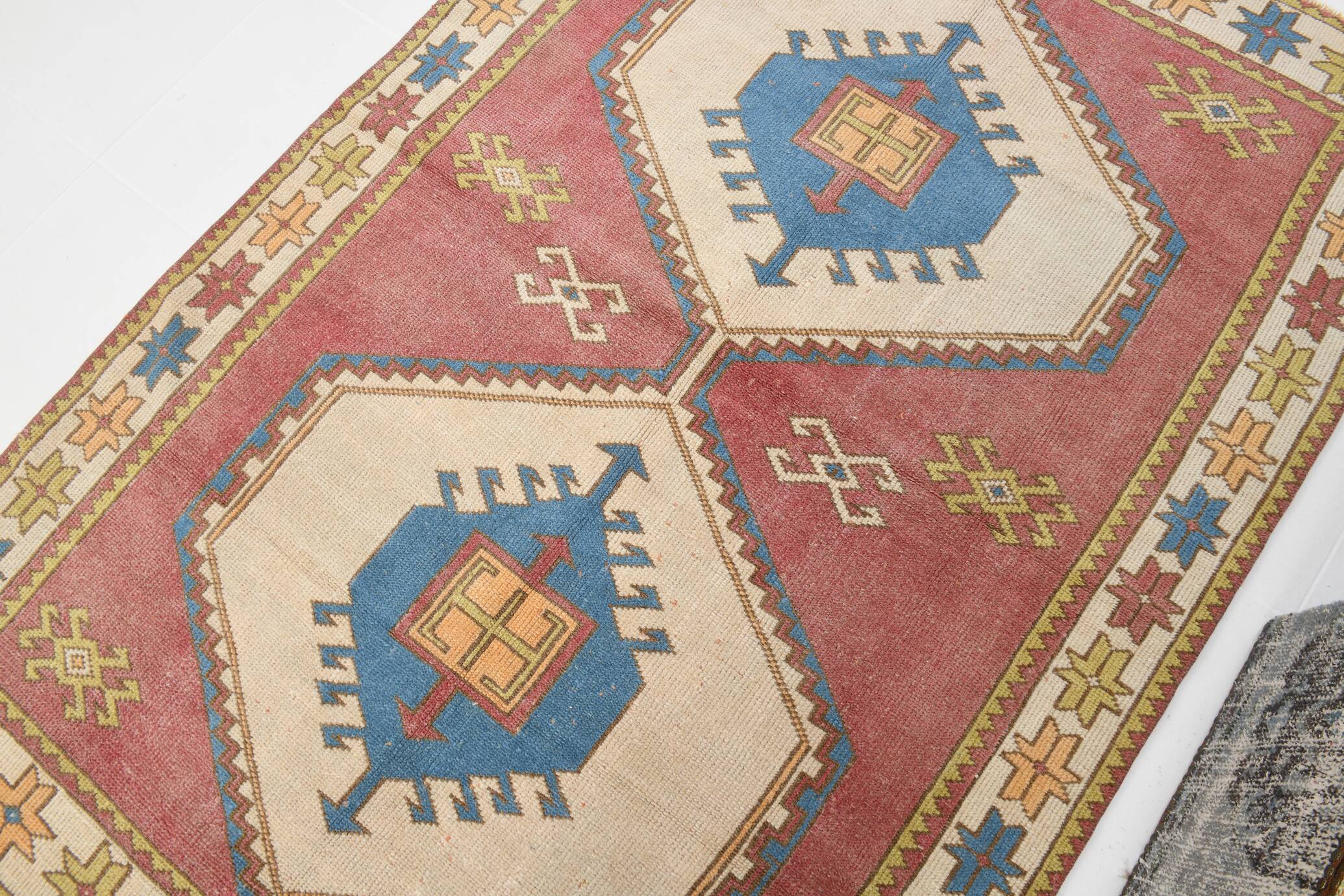 4x7 Burgundy & Beige Vintage Oushak Rug, 132x190Cm