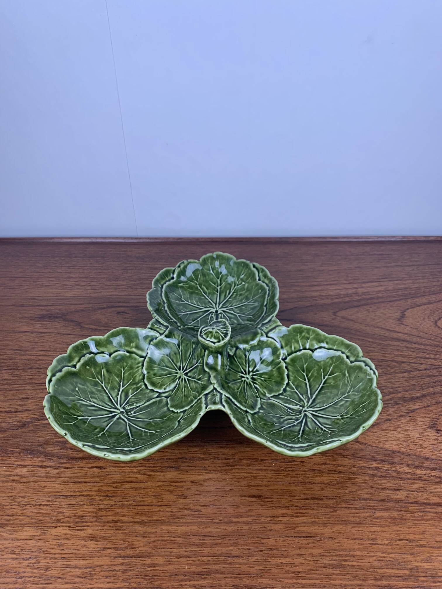 Green cabbage appetizer dish, SILEA, 3 compartments, ceramic