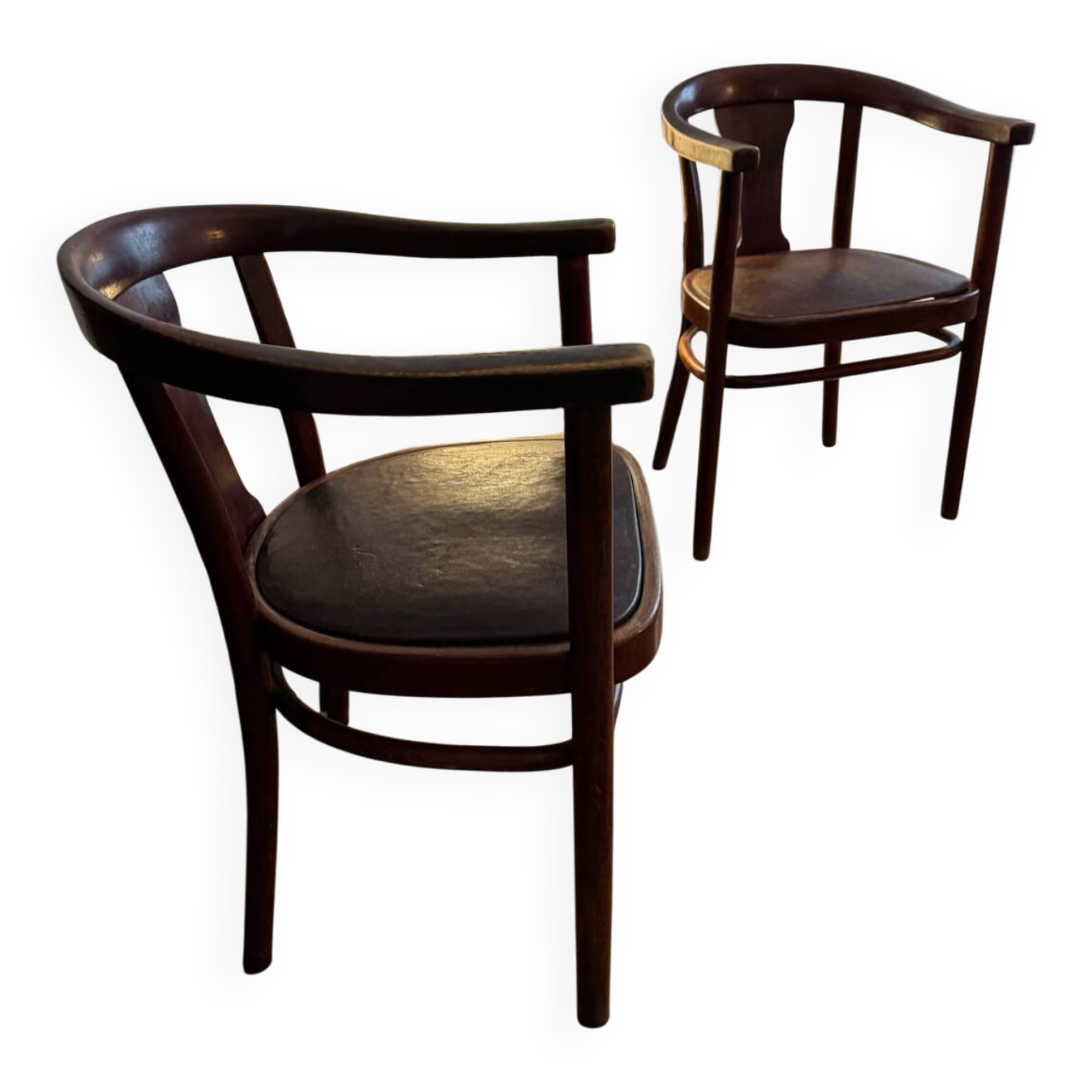 Two Thonet 967f F leather bistro chairs