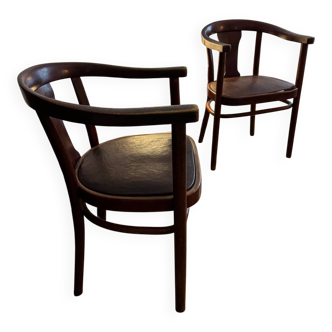 Two Thonet 967f F leather bistro chairs