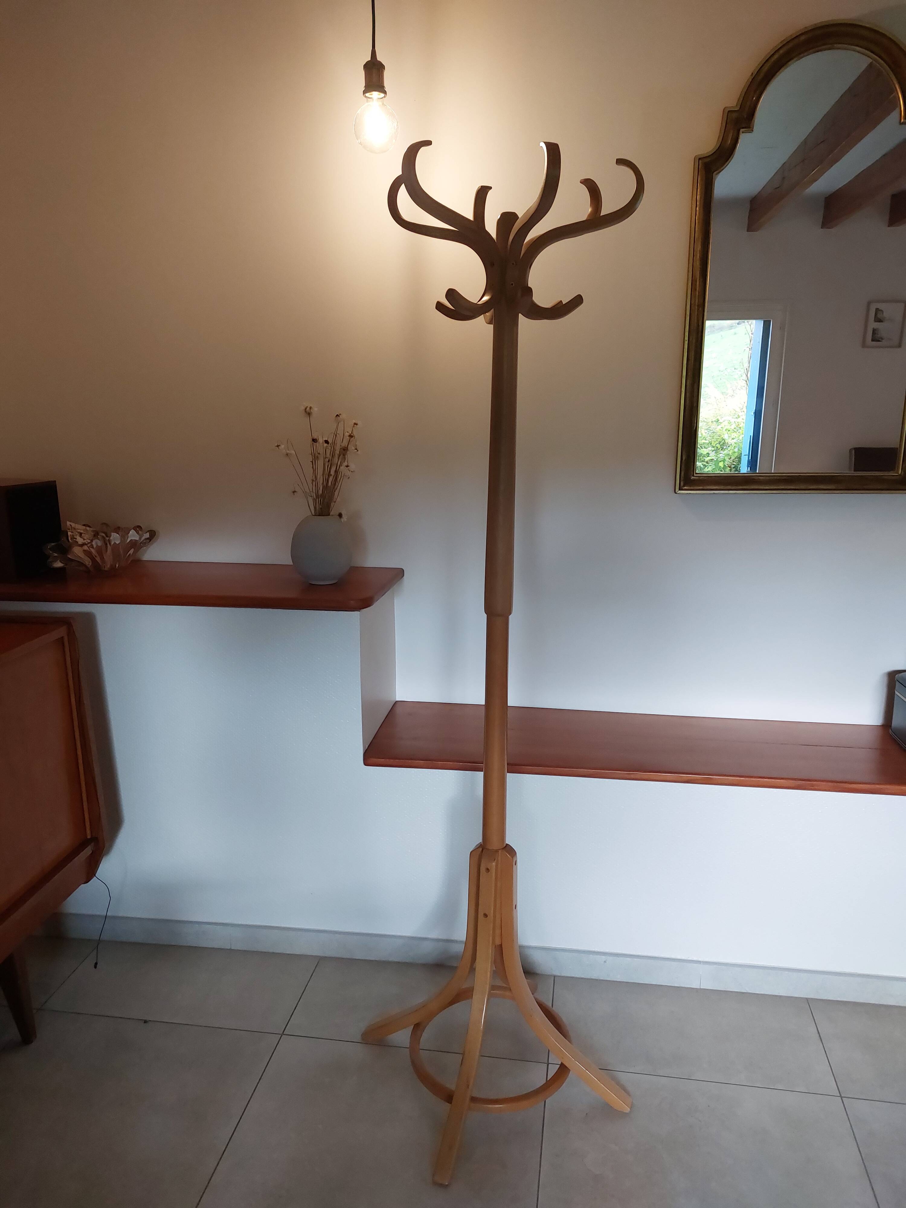 portemanteau perroquet, bois massif clair