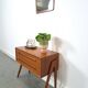 Ensemble en teck danois avec commode AP Mobler et miroir vintage.