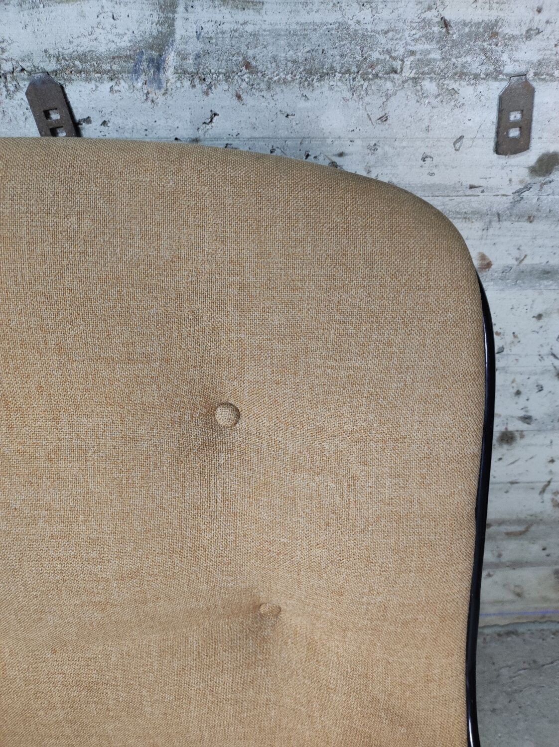 Paire de fauteuils Randall Buck