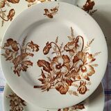 4 assiettes plates en terre de fer Salins
