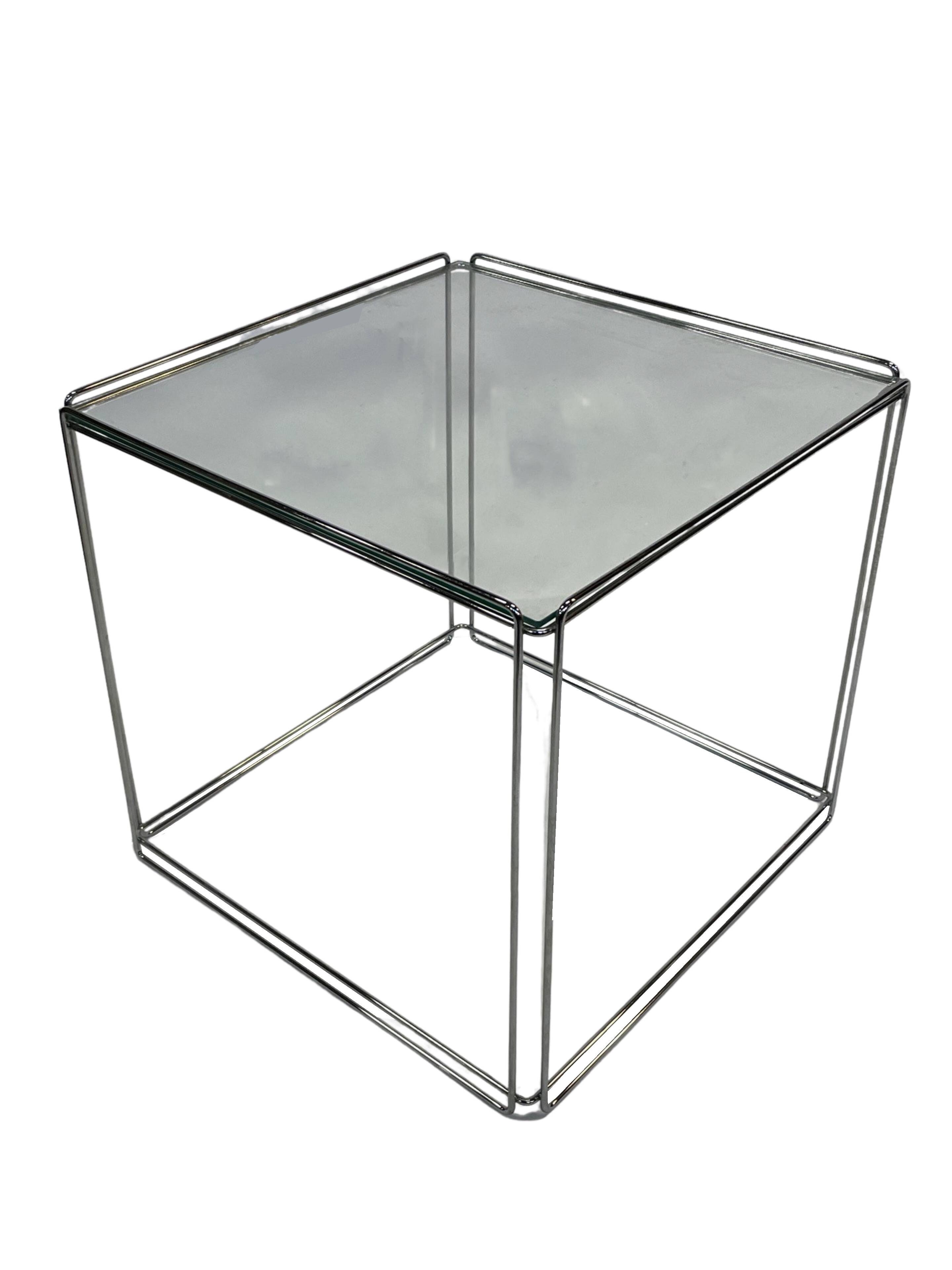 Table d'appoint de Max Sauze, éditée par "isocèle" Design