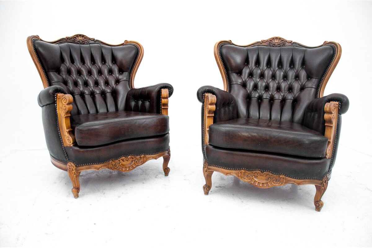 Deep buttoned brown leather salon set