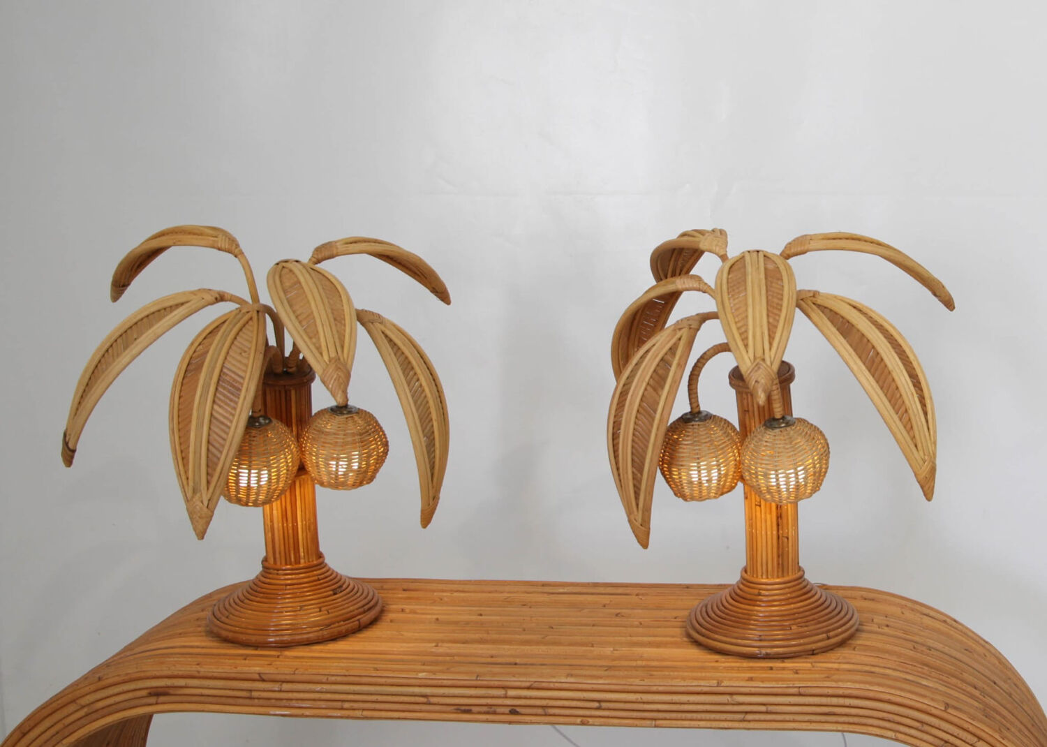 Paire de lampes «palmier» en rotin