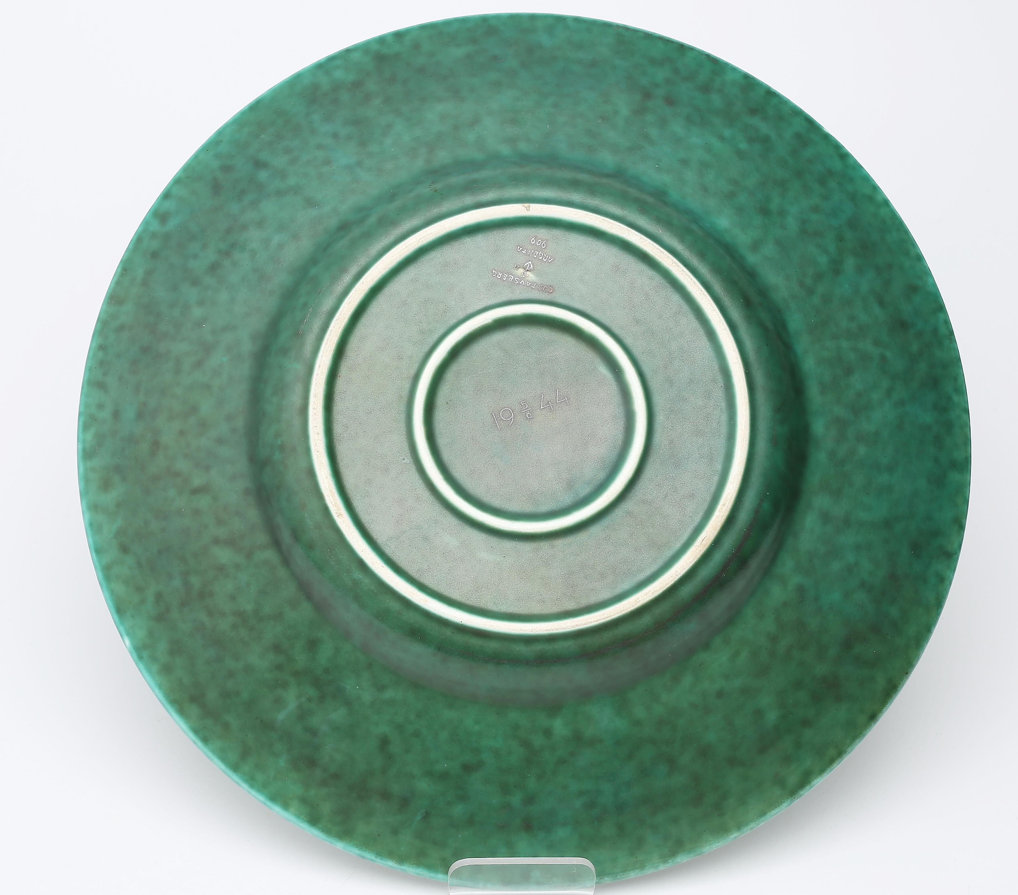 Plat Wilhelm Kage  Gustavsberg, Suède, 1944 Signé et daté