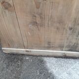 Trade cabinet with drawers