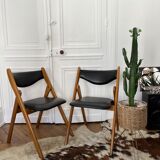 2 folding chairs wood and skaï