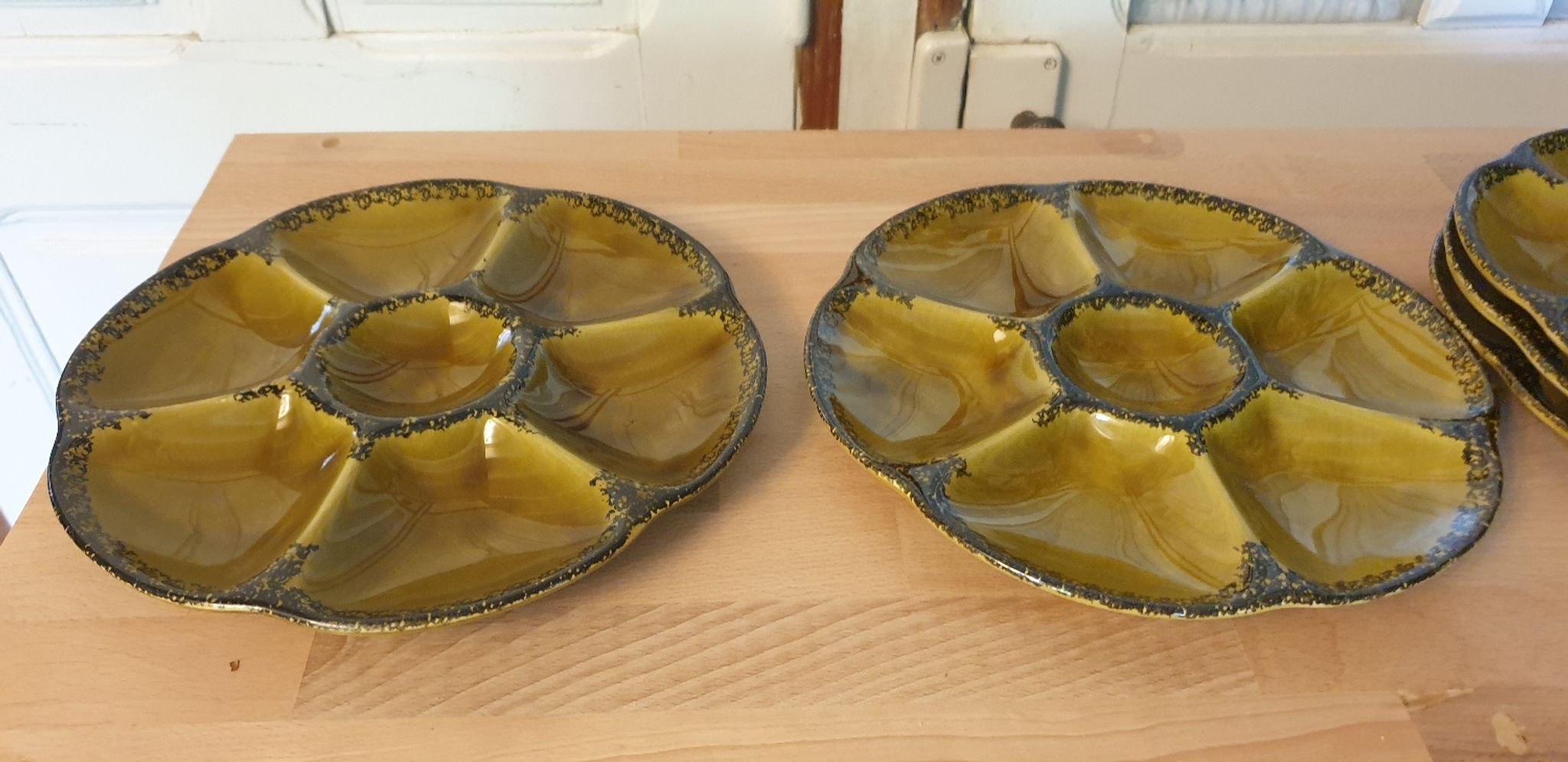 Gien oyster plates