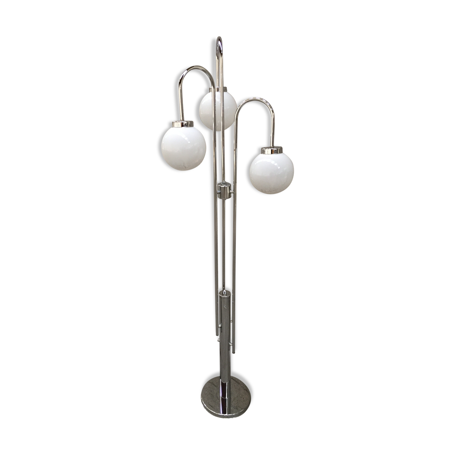 3-ball lamppost from the 70s