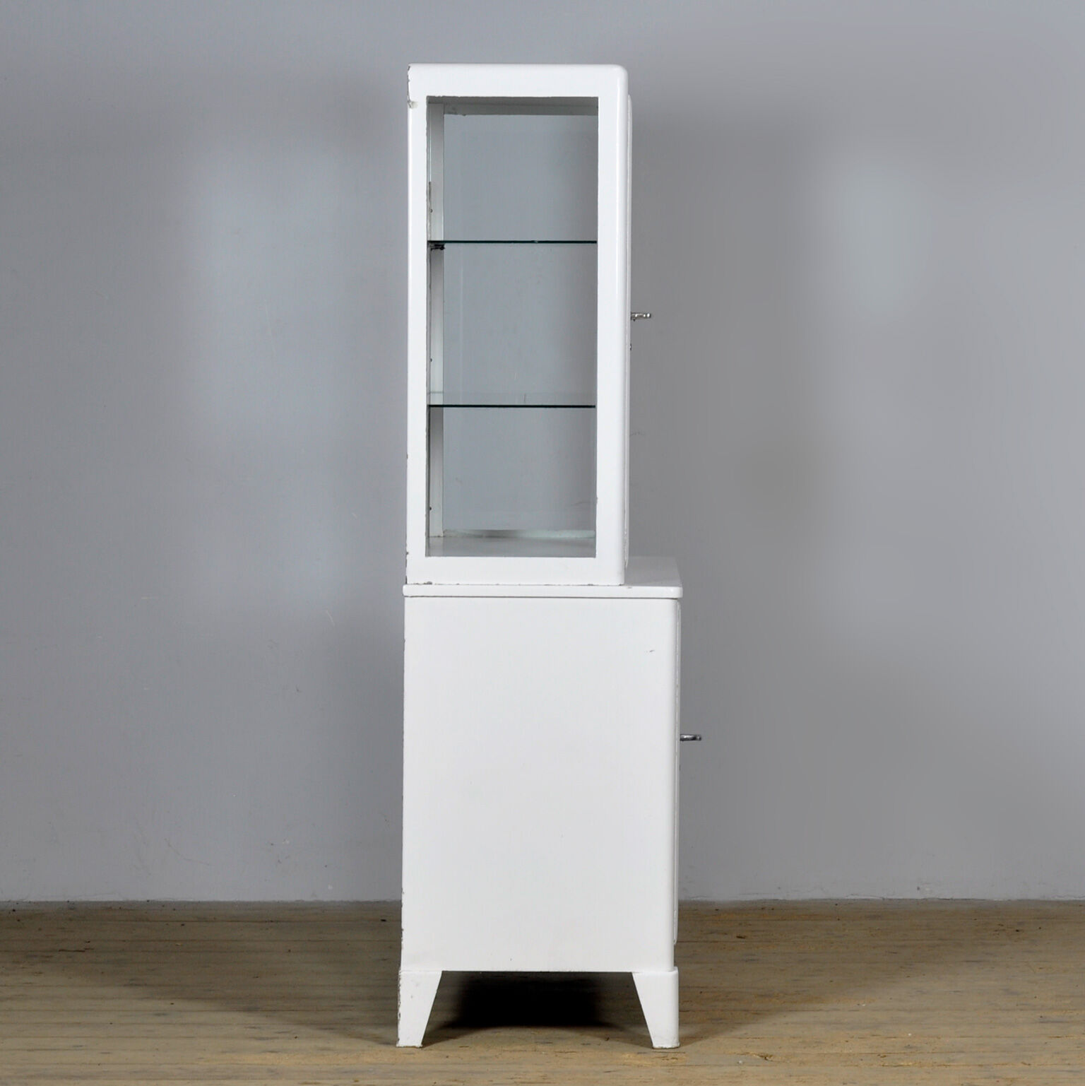 Iron medical cabinet, 1930s