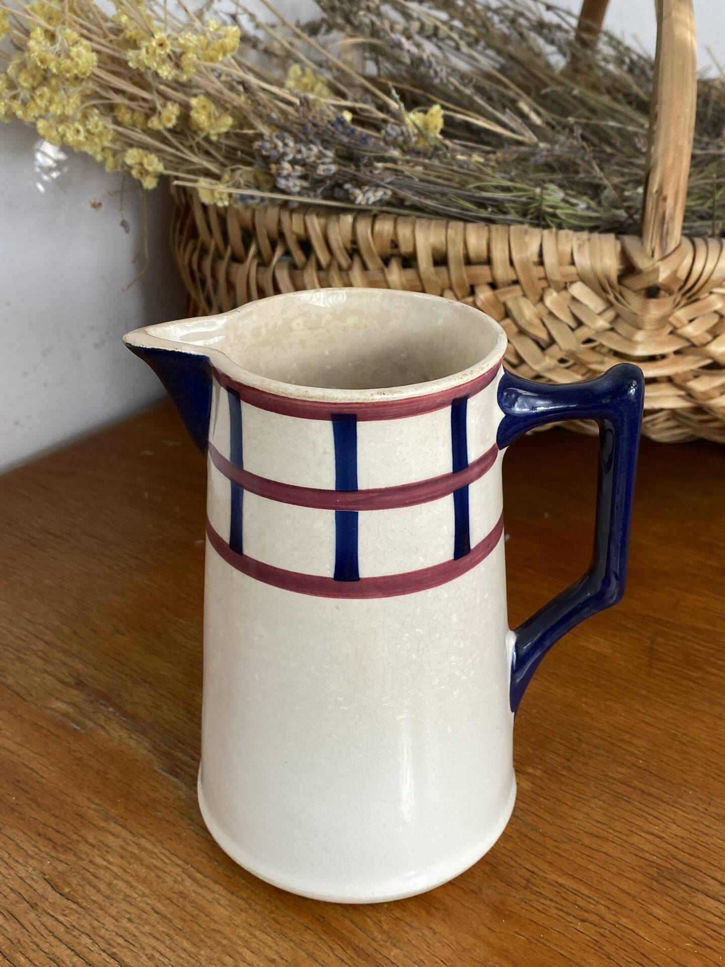Earthenware pitcher, HBCM Béarn collection