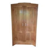 Armoire parisienne