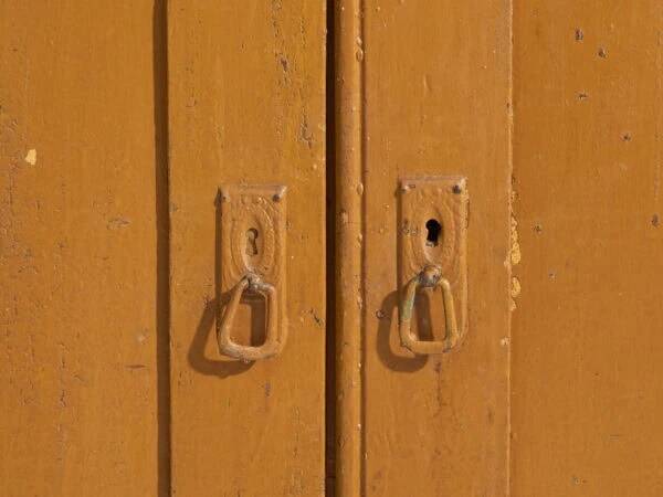 Antique French Provençal chest of drawers (c.1920)