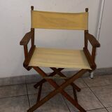 Chaise "Metteur en scène" classique en teck avec assise beige