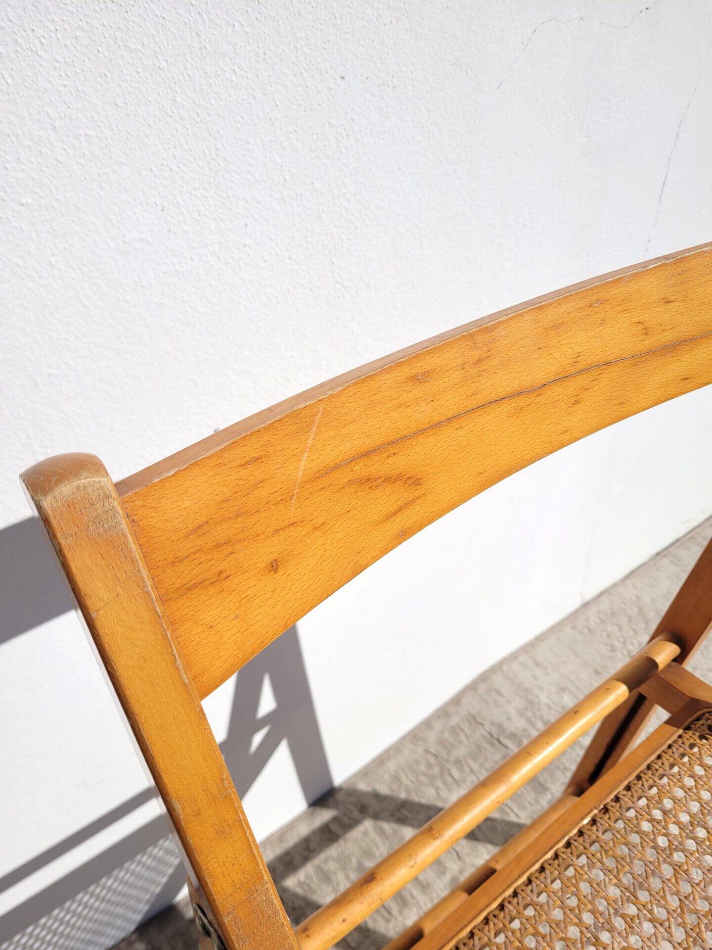 Chaise pliante en hêtre et cannage