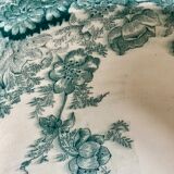 Round dish signed Bertrand Bordeaux model Anémone