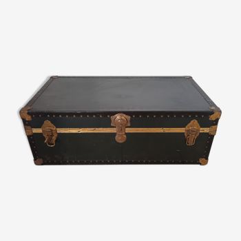 Travel trunk original lacquered wood and metal