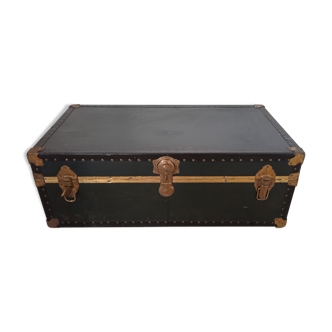 Travel trunk original lacquered wood and metal