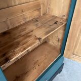 Green hosiery wardrobe