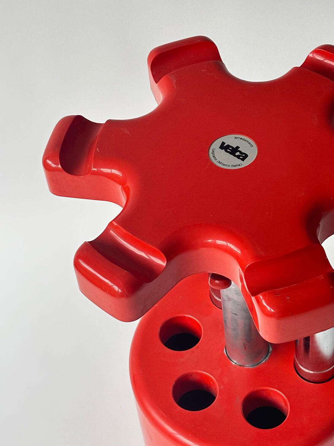 VIP coat rack Roberto Lucchi and Paolo Orlandini for Velca, 1970