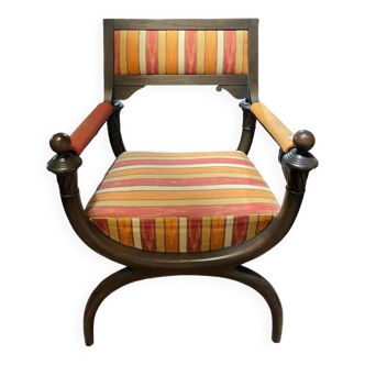 Curule upholstered fabric chair / Dagobert