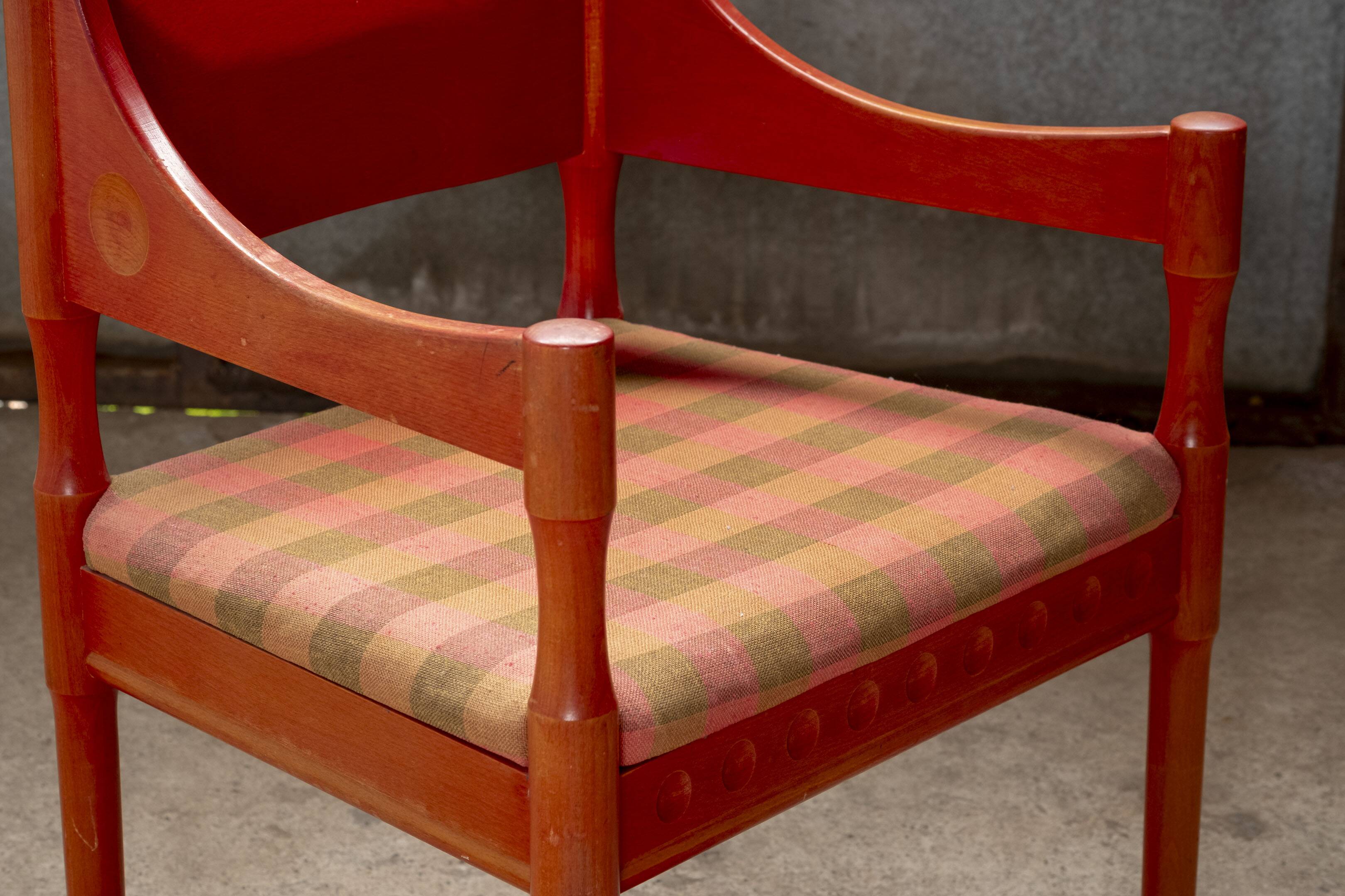 Fauteuil suédois teinté rouge, Nässjö 1960 Suède