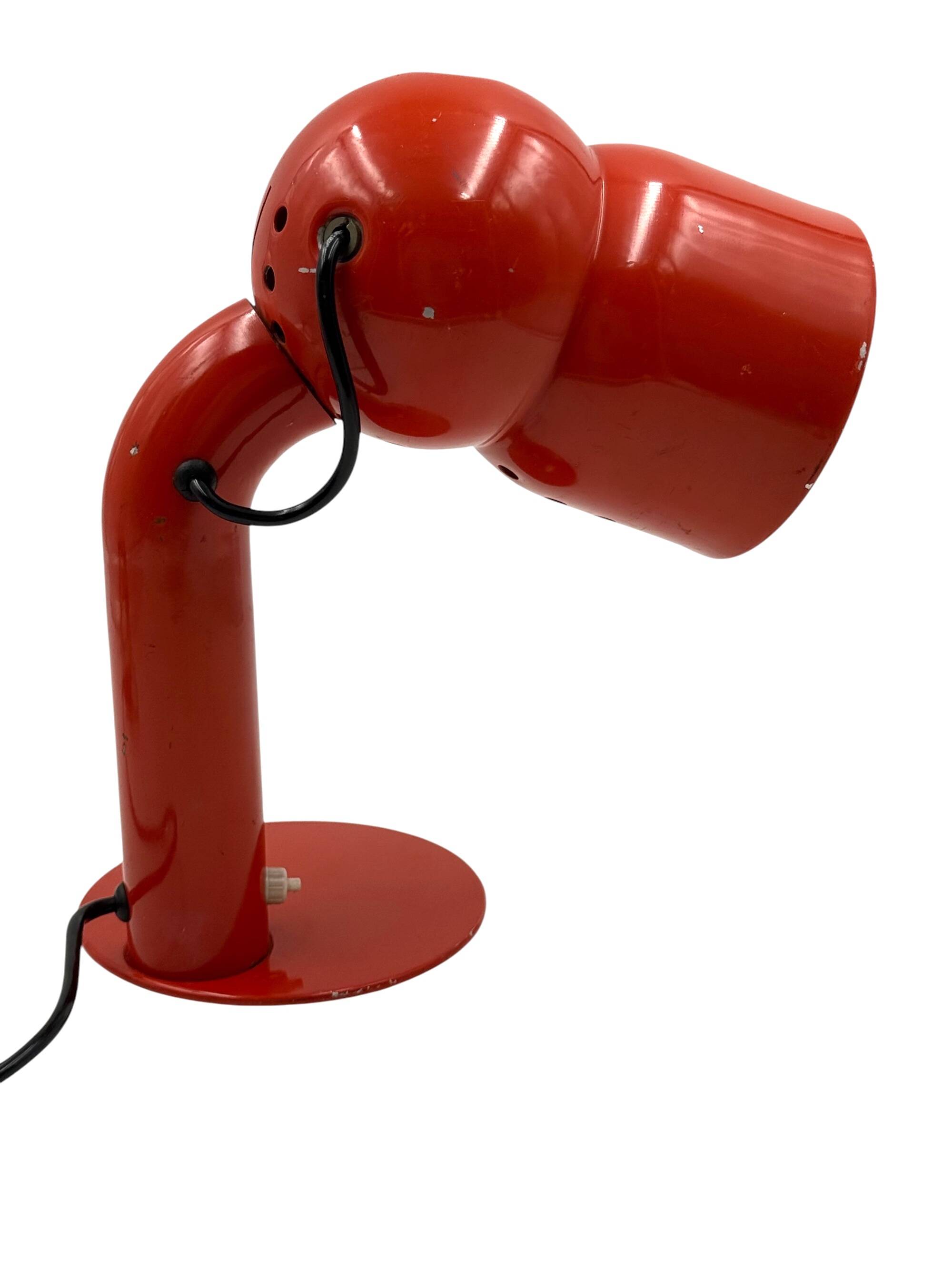 Elio Martinelli, mod. 2135 Robot red table lamp, Martinelli Luce Italy 1966
