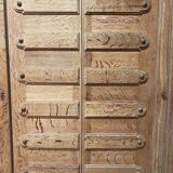 Armoire des années 40 en chêne dans le style de Guillerme et Chambron, années 1960