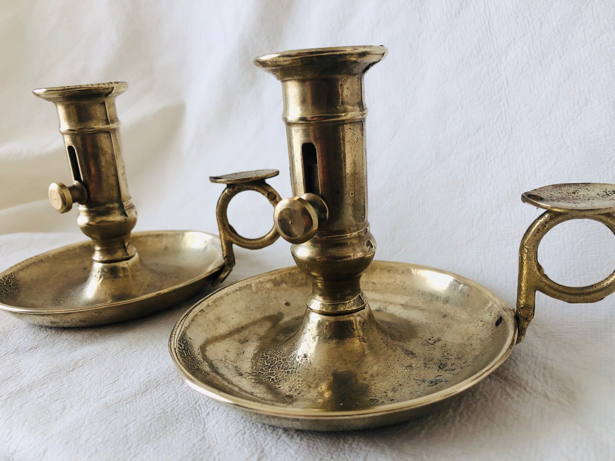 Duo candlesticks in brass