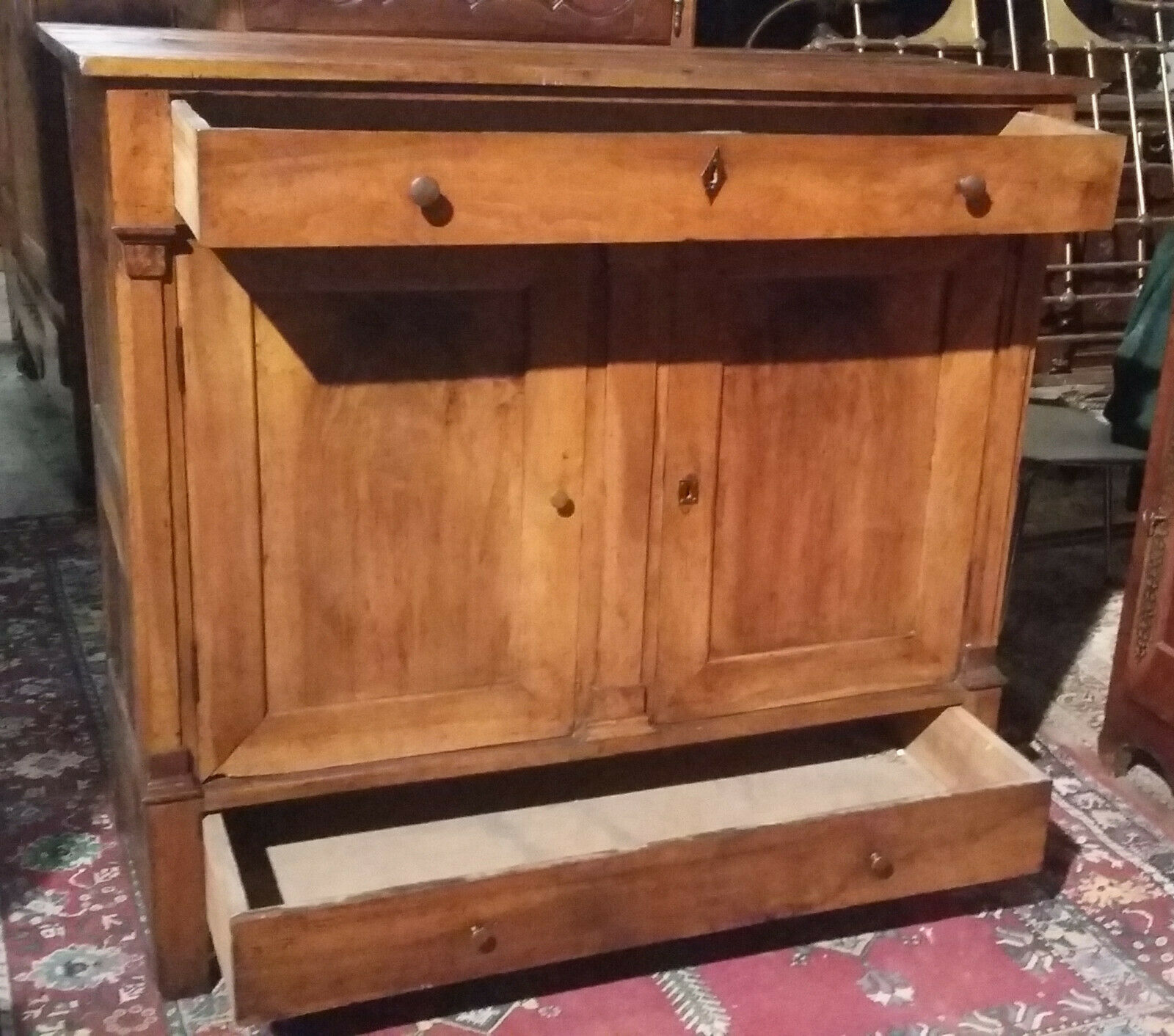 Buffet support in walnut empire era