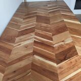 Sale of solid wood table