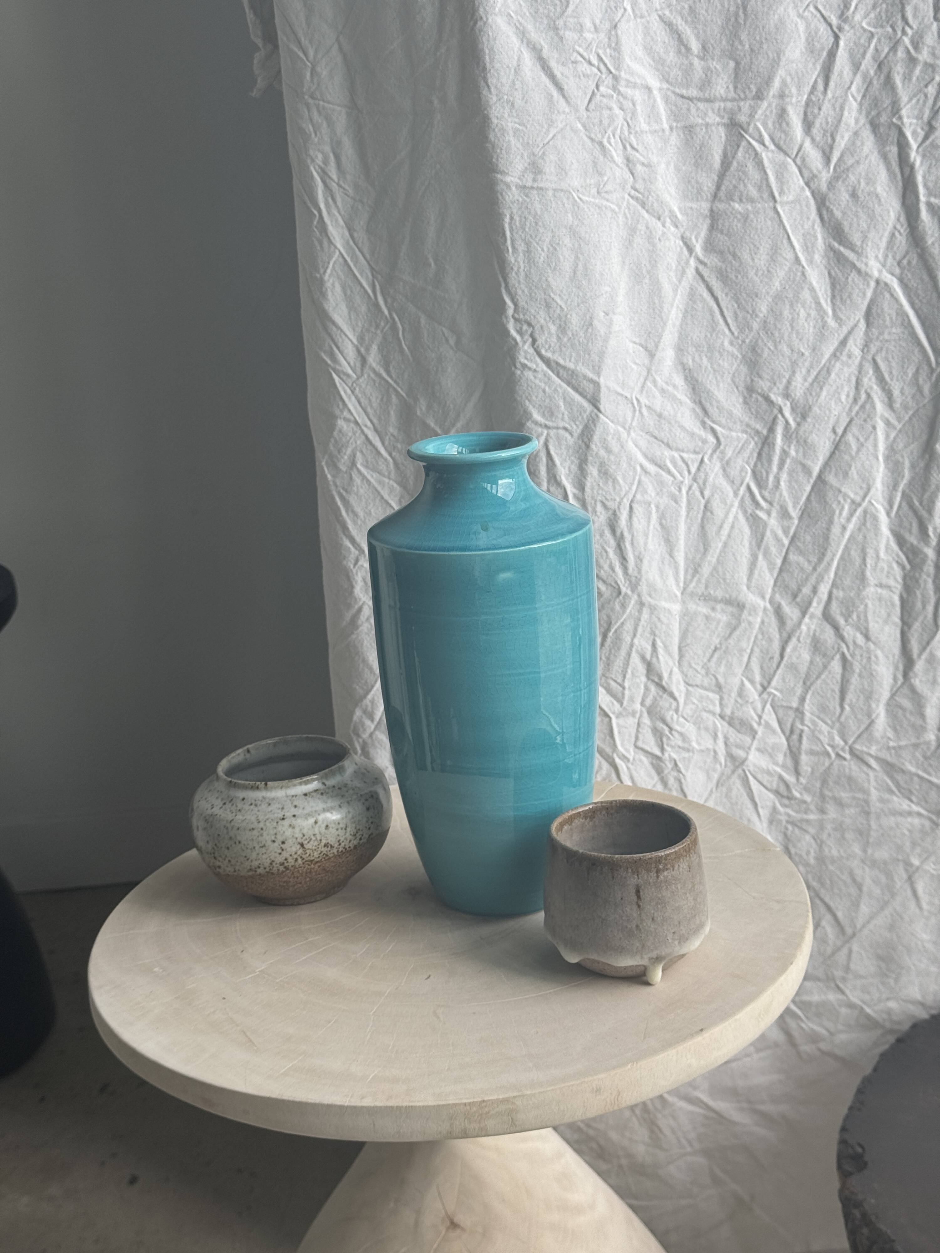 Turquoise blue vase H25.5