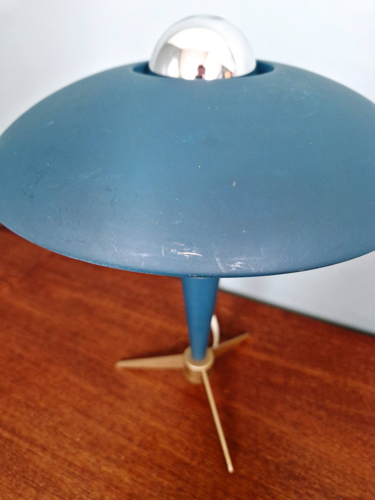 Philips tripod lamp, model Bijou, design by Louis Kalff, 1950